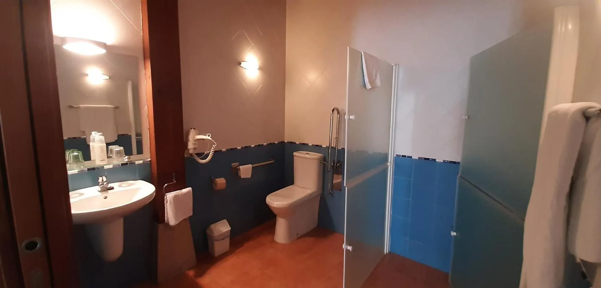 Ecohotel Rural Angiz Country house
