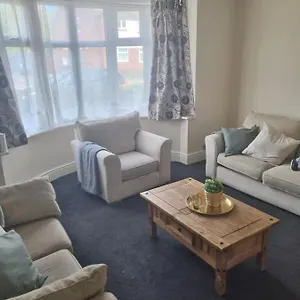 Lovely Residential 2 Bed Appartement Goodmayes