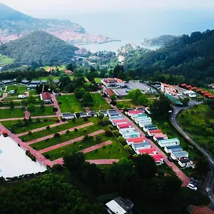 Campsite & Leagi, Mendexa