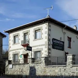 Country house Lagun Etxea, Pobes
